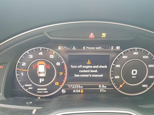 2017 AUDI Q7 quattro Premium Plus