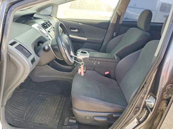 2014 TOYOTA PRIUS — DENT