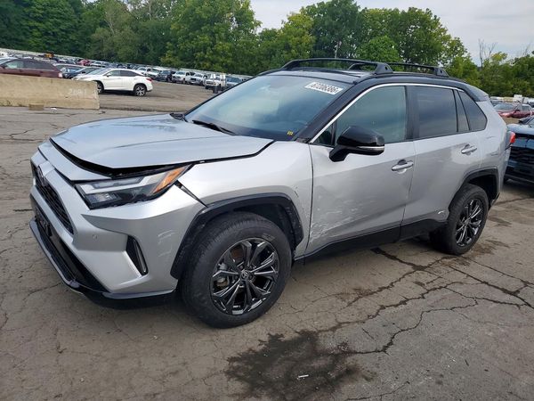 2023 TOYOTA RAV4 XSE — Front 3/4