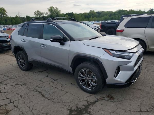2023 TOYOTA RAV4 XSE — Passenger 3/4