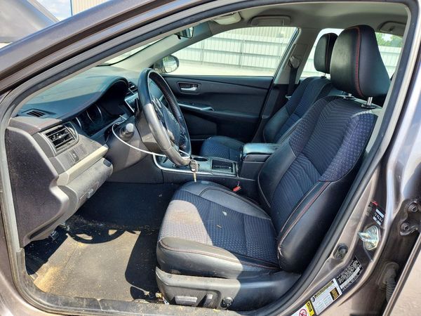 2015 TOYOTA CAMRY