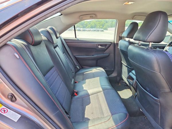 2015 TOYOTA CAMRY