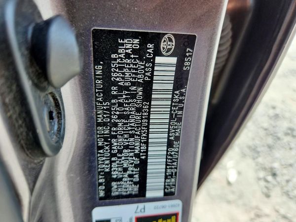 2015 TOYOTA CAMRY
