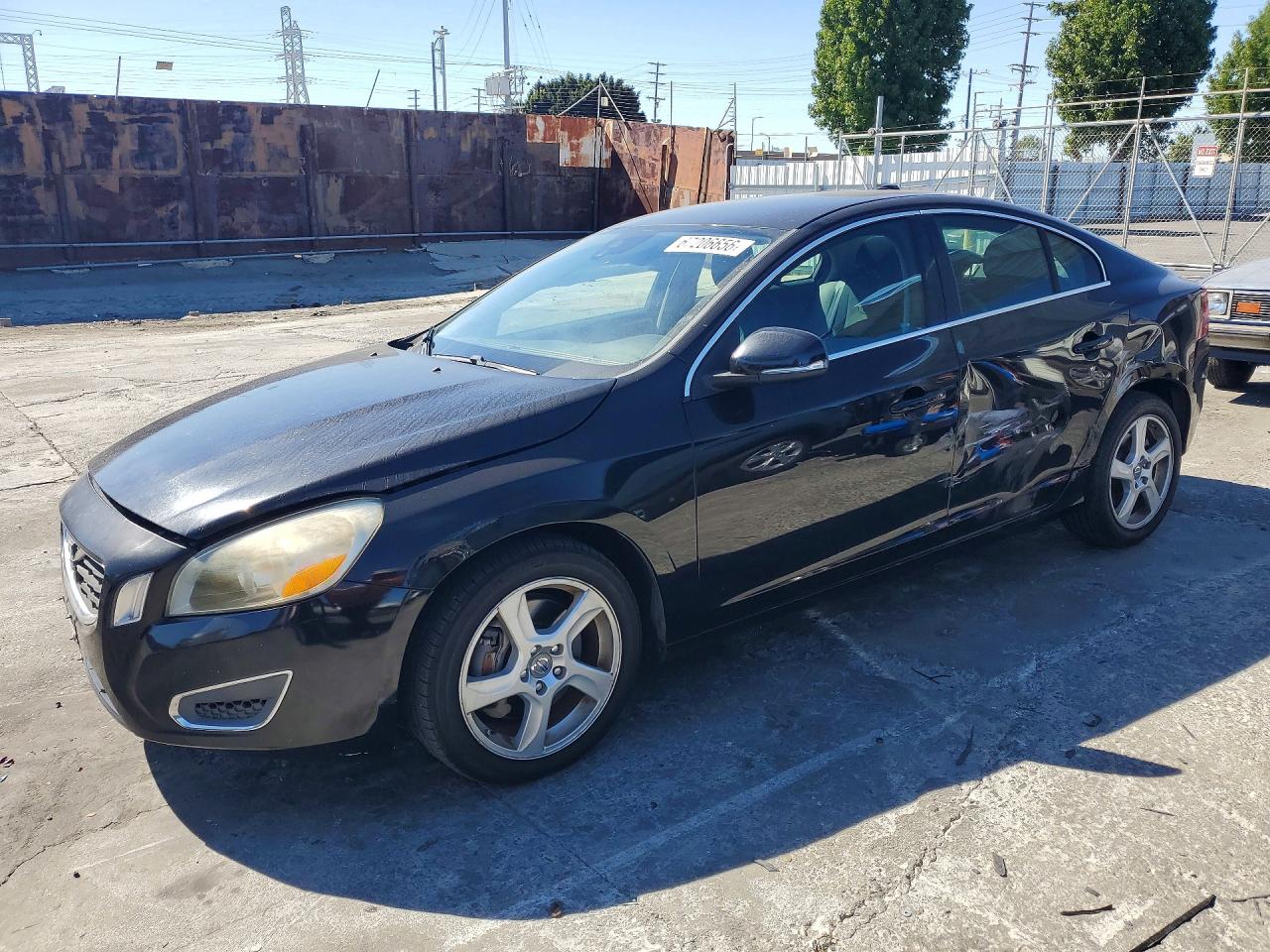 2012 VOLVO S60