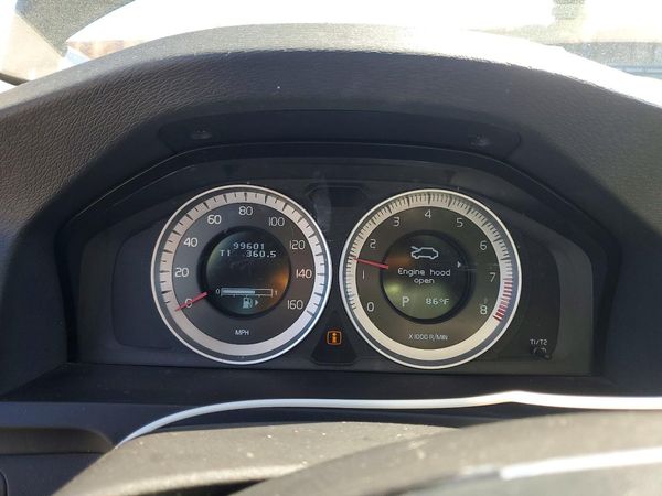 2012 VOLVO S60