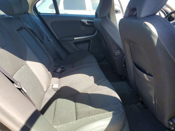 2012 VOLVO S60
