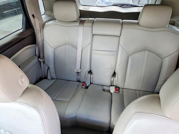 2012 CADILLAC SRX Luxury