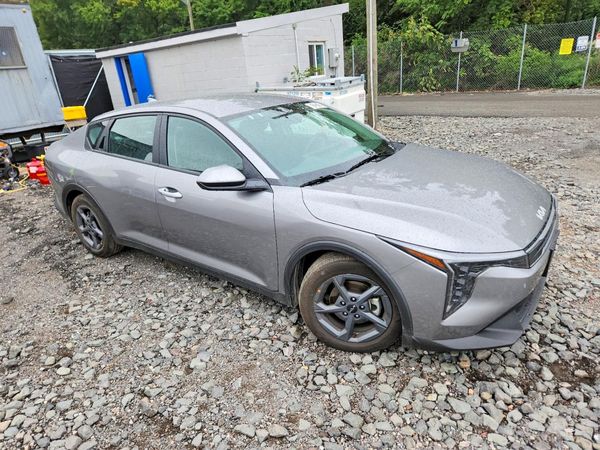 2026 KIA K4 LX, LXS