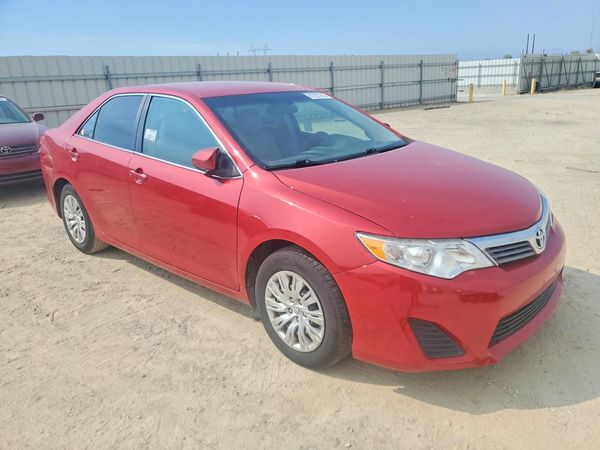2012 TOYOTA CAMRY — Passenger 3/4