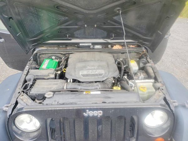 2013 JEEP WRANGLER Sport