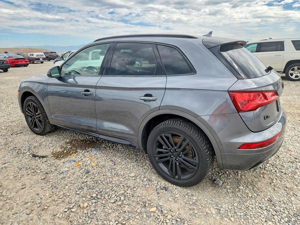 2018 AUDI Q5 quattro Prestige