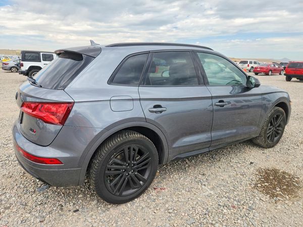 2018 AUDI Q5 quattro Prestige