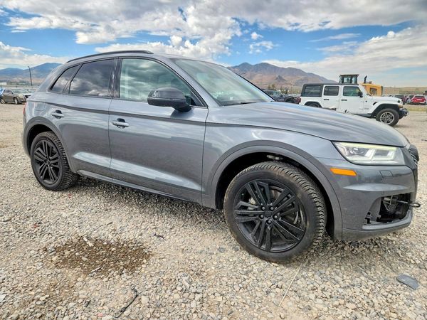 2018 AUDI Q5 quattro Prestige
