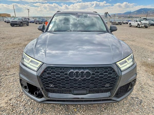 2018 AUDI Q5 quattro Prestige