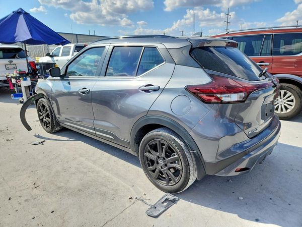 2023 NISSAN KICKS