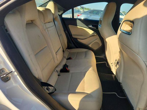 2019 MERCEDES-BENZ CLA