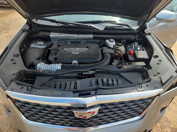 2024 CADILLAC XT4