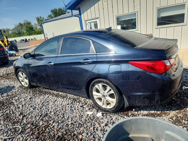 2013 HYUNDAI SONATA