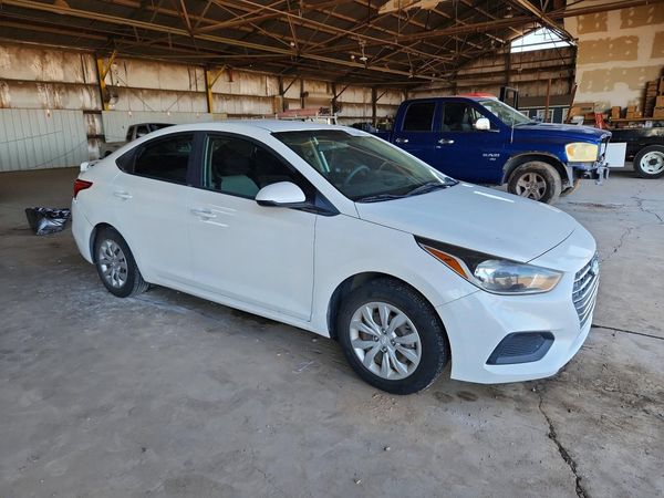 2019 HYUNDAI ACCENT SE and SEL