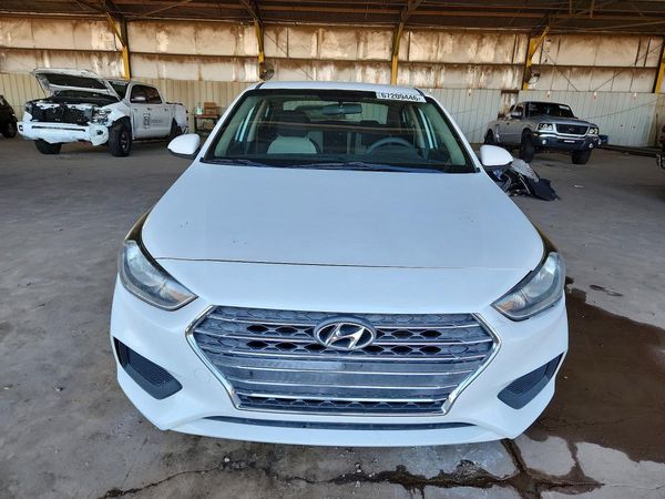 2019 HYUNDAI ACCENT SE and SEL