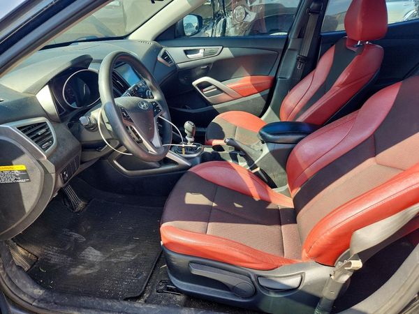 2013 HYUNDAI VELOSTER