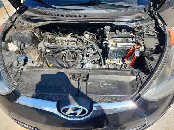 2013 HYUNDAI VELOSTER