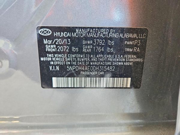2013 HYUNDAI ELANTRA
