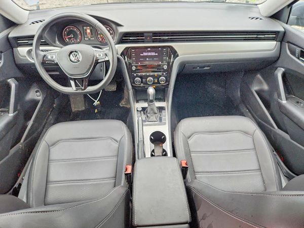 2022 VOLKSWAGEN PASSAT