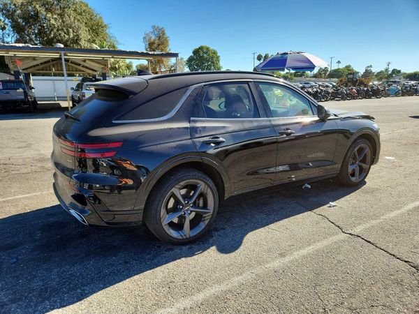 2026 GENESIS GV70