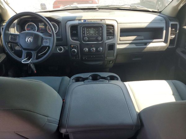 2018 RAM 1500 ST