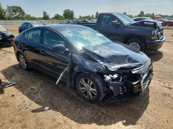 2017 HYUNDAI ELANTRA