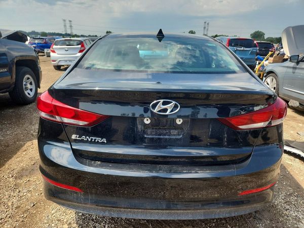 2017 HYUNDAI ELANTRA