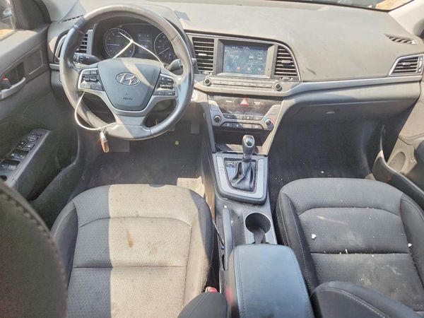 2017 HYUNDAI ELANTRA