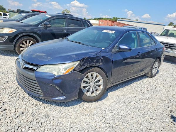 2016 TOYOTA CAMRY