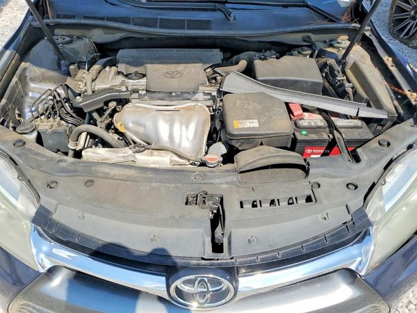 2016 TOYOTA CAMRY