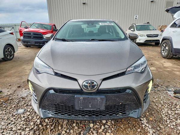 2017 TOYOTA COROLLA