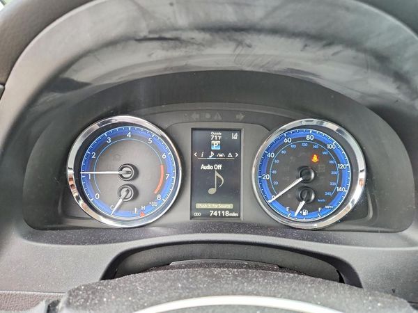 2017 TOYOTA COROLLA