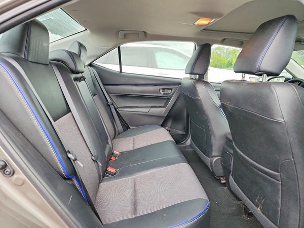 2017 TOYOTA COROLLA