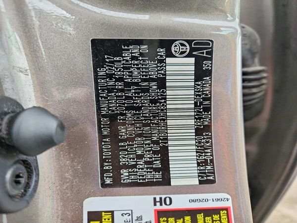 2017 TOYOTA COROLLA