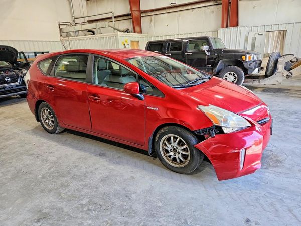 2012 TOYOTA PRIUS — Passenger 3/4