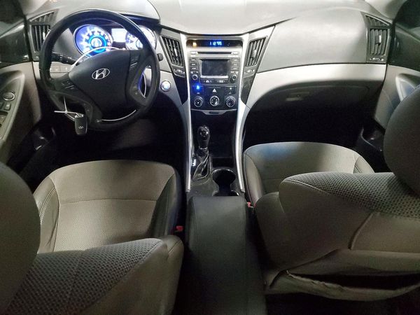2014 HYUNDAI SONATA