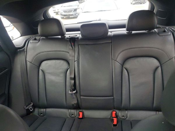 2016 AUDI Q3 quattro Prestige