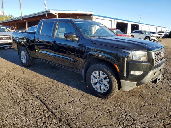 2022 NISSAN FRONTIER Crew Cab