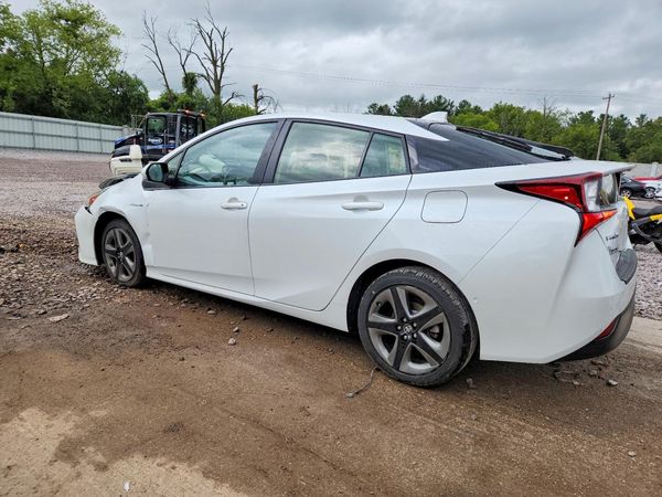 2021 TOYOTA PRIUS
