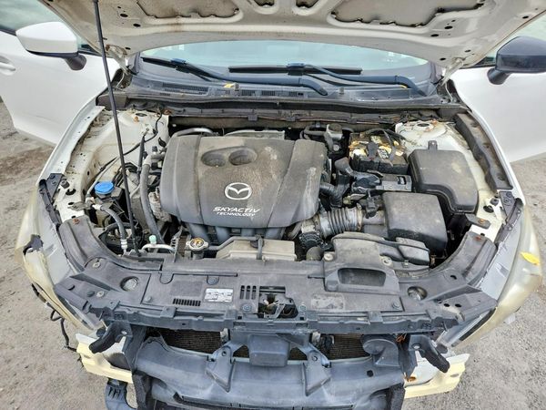 2014 MAZDA 3