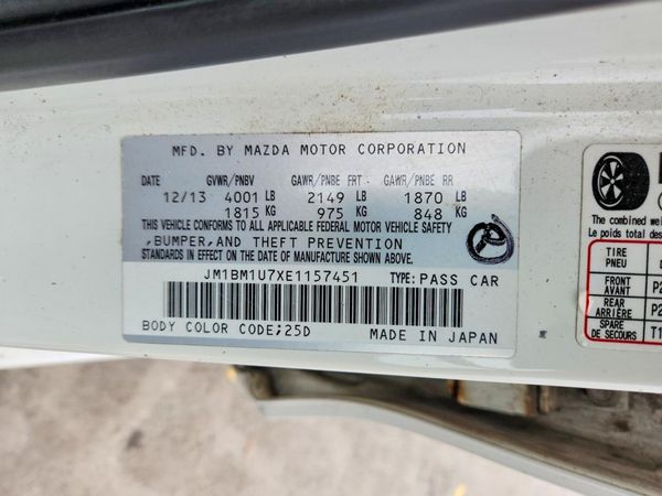2014 MAZDA 3