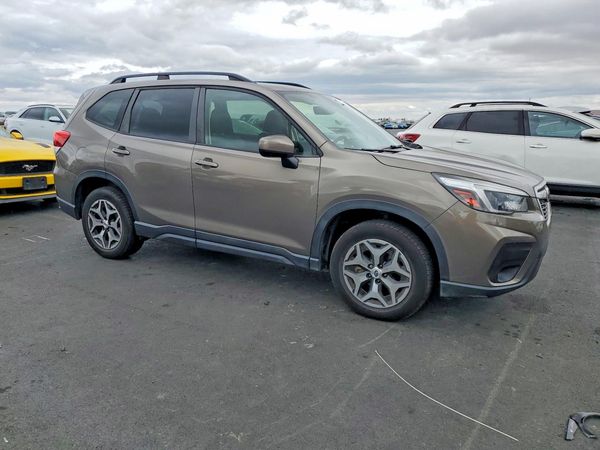 2021 SUBARU FORESTER Premium