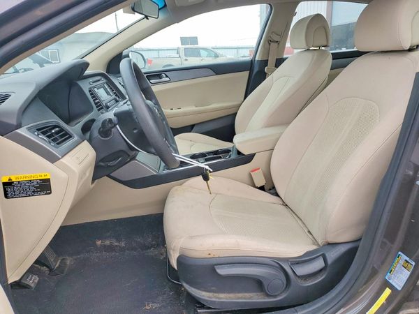 2017 HYUNDAI SONATA SE, Eco — DENT