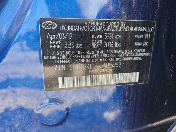 2019 HYUNDAI ELANTRA