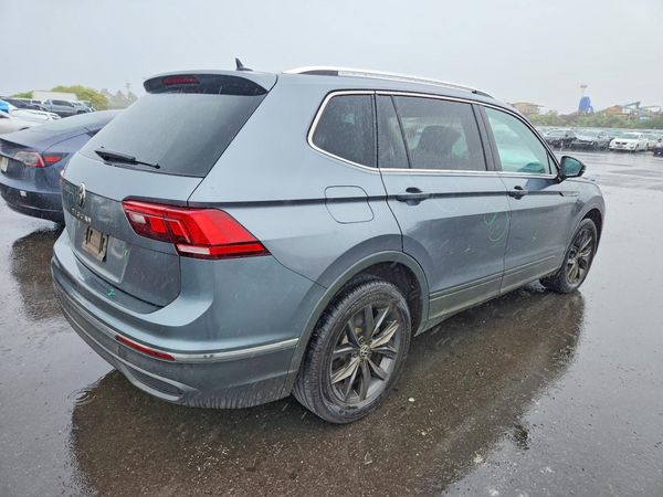 2022 VOLKSWAGEN TIGUAN